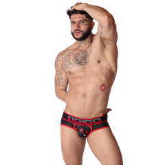 Dog Red Jockstrap en modelo de Gigo Underwear