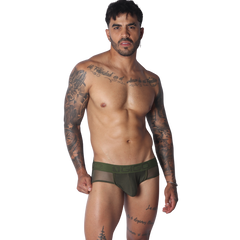 Evocative Green Jock Thong en modelo de Gigo Underwear