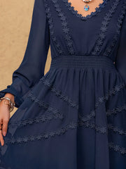 Lace Detail V-Neck Balloon Sleeve Mini Dress